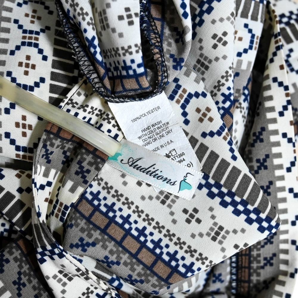 Auditions patterned tunic top - Picture 8 of 8